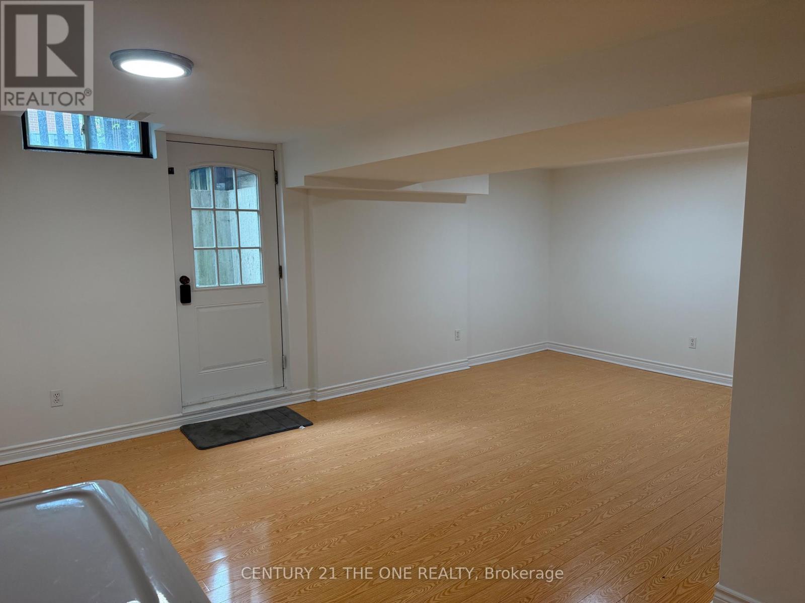 Photo 7 of 185 Campbell Avenue, Vaughan ON