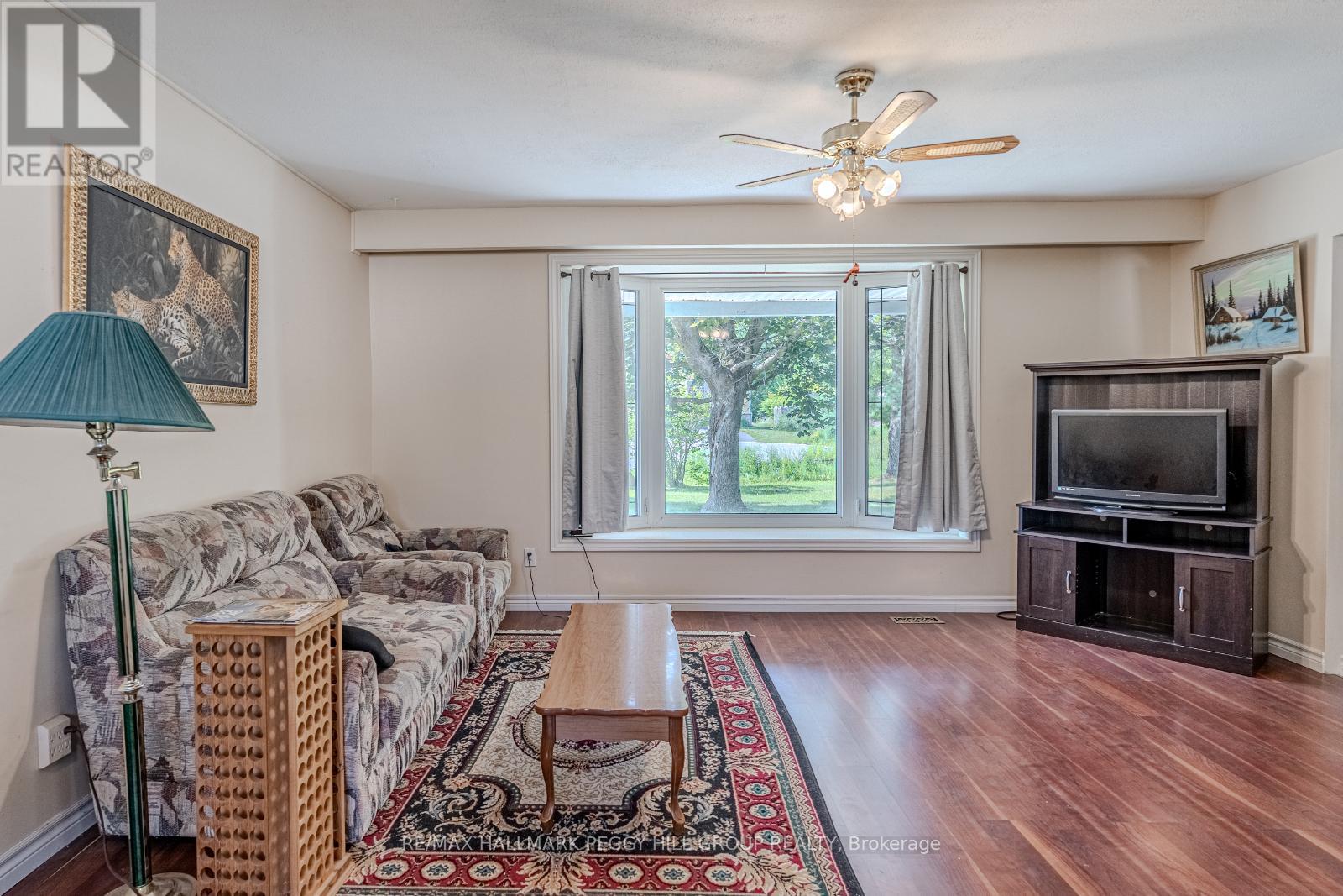 Photo 3 of 223 Phillips Street, Barrie ON