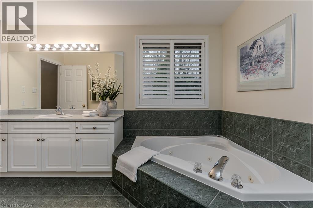 Photo 2 of 1148 Westhaven Drive, Burlington ON