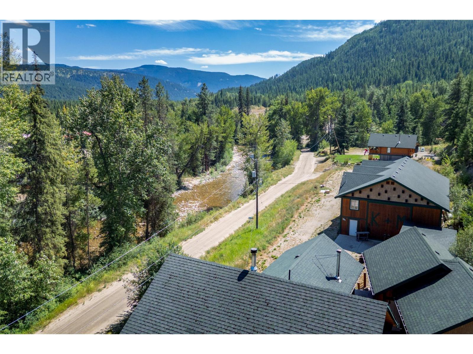 95 & 105 Dale Avenue, Carmi