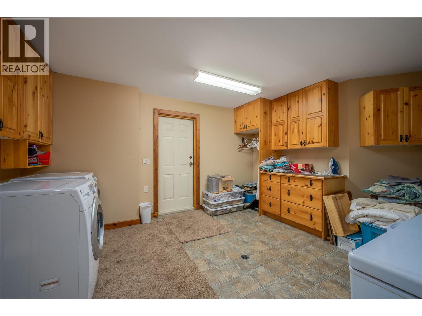95 & 105 Dale Avenue, Carmi