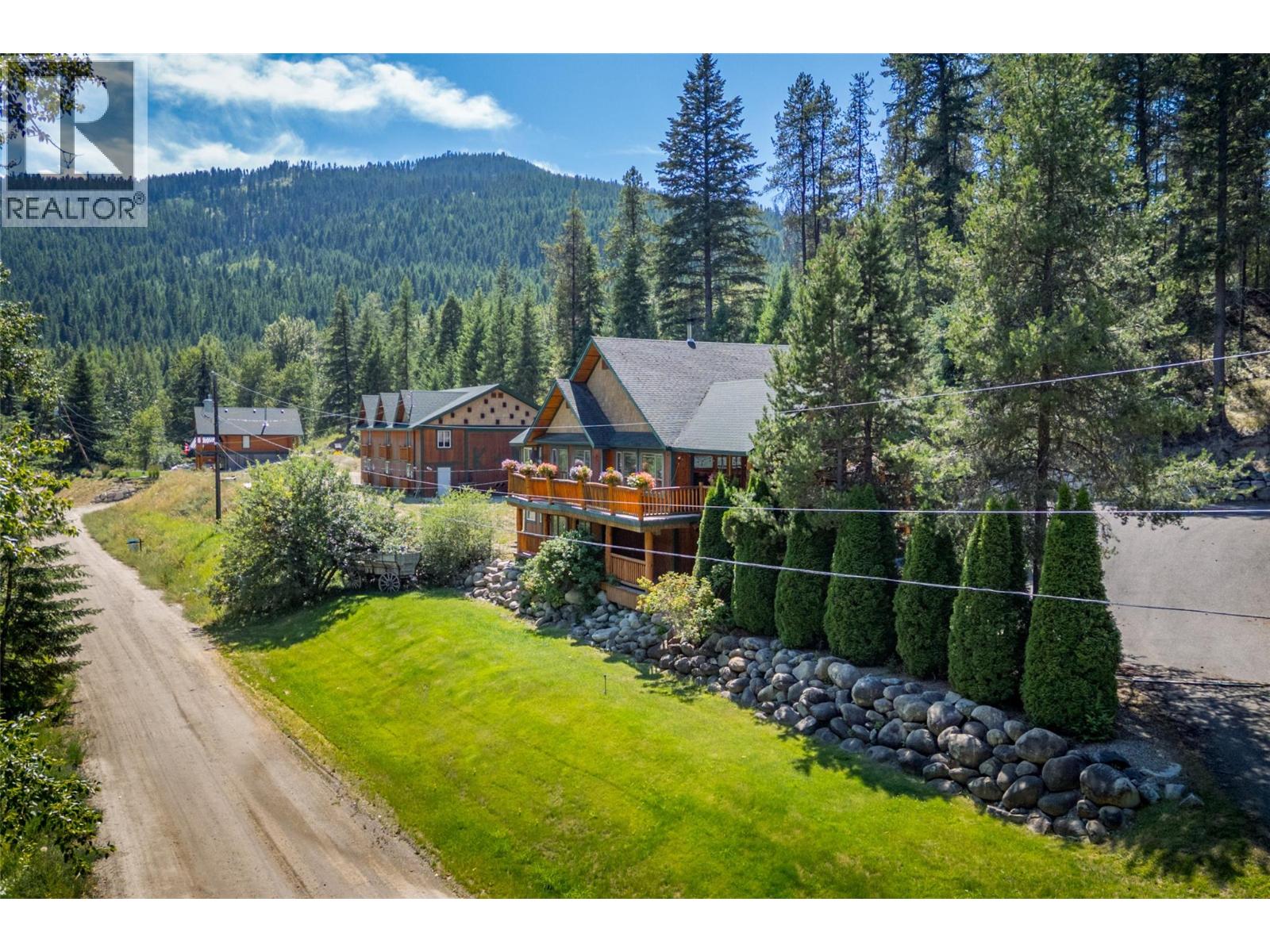 95 & 105 Dale Avenue, Carmi