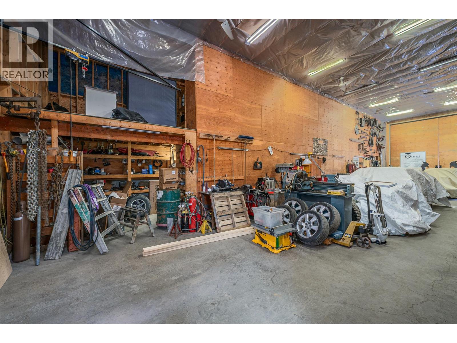 95 & 105 Dale Avenue, Carmi