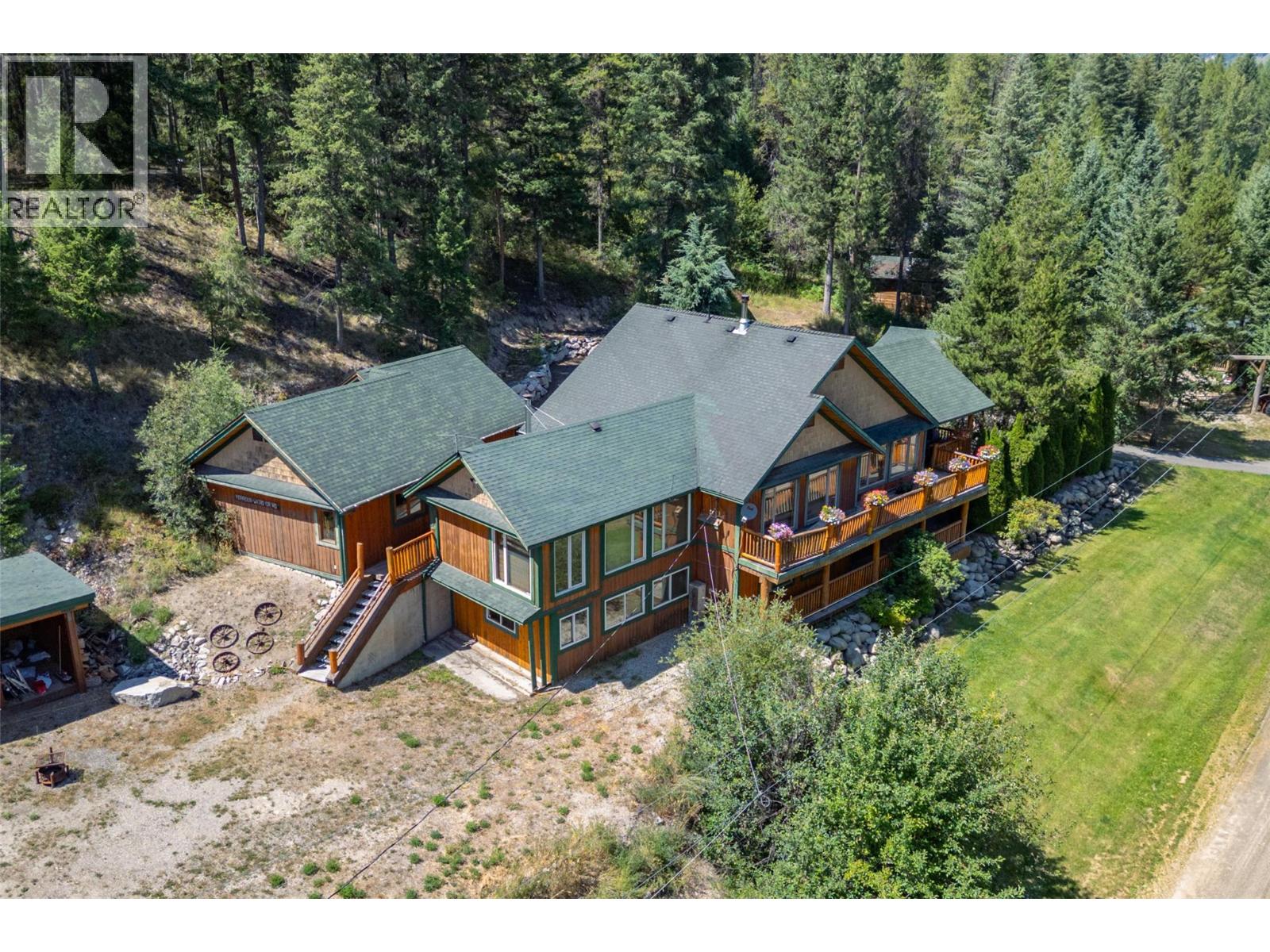 95 & 105 Dale Avenue, Carmi