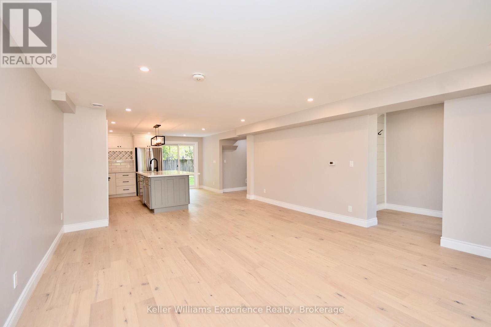 Photo 32 of 159 Cedar Island Road, Orillia ON