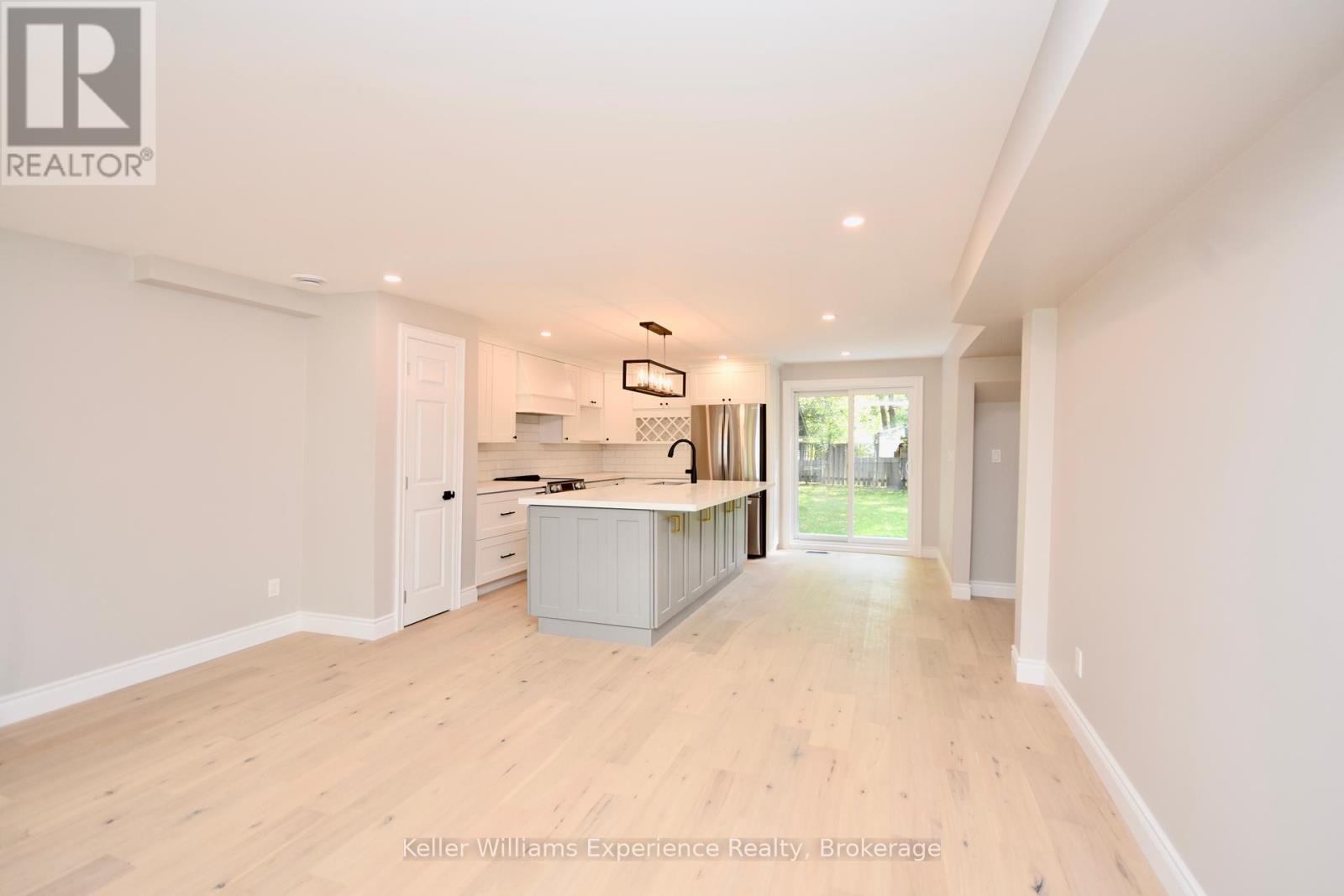 Photo 20 of 159 Cedar Island Road, Orillia ON