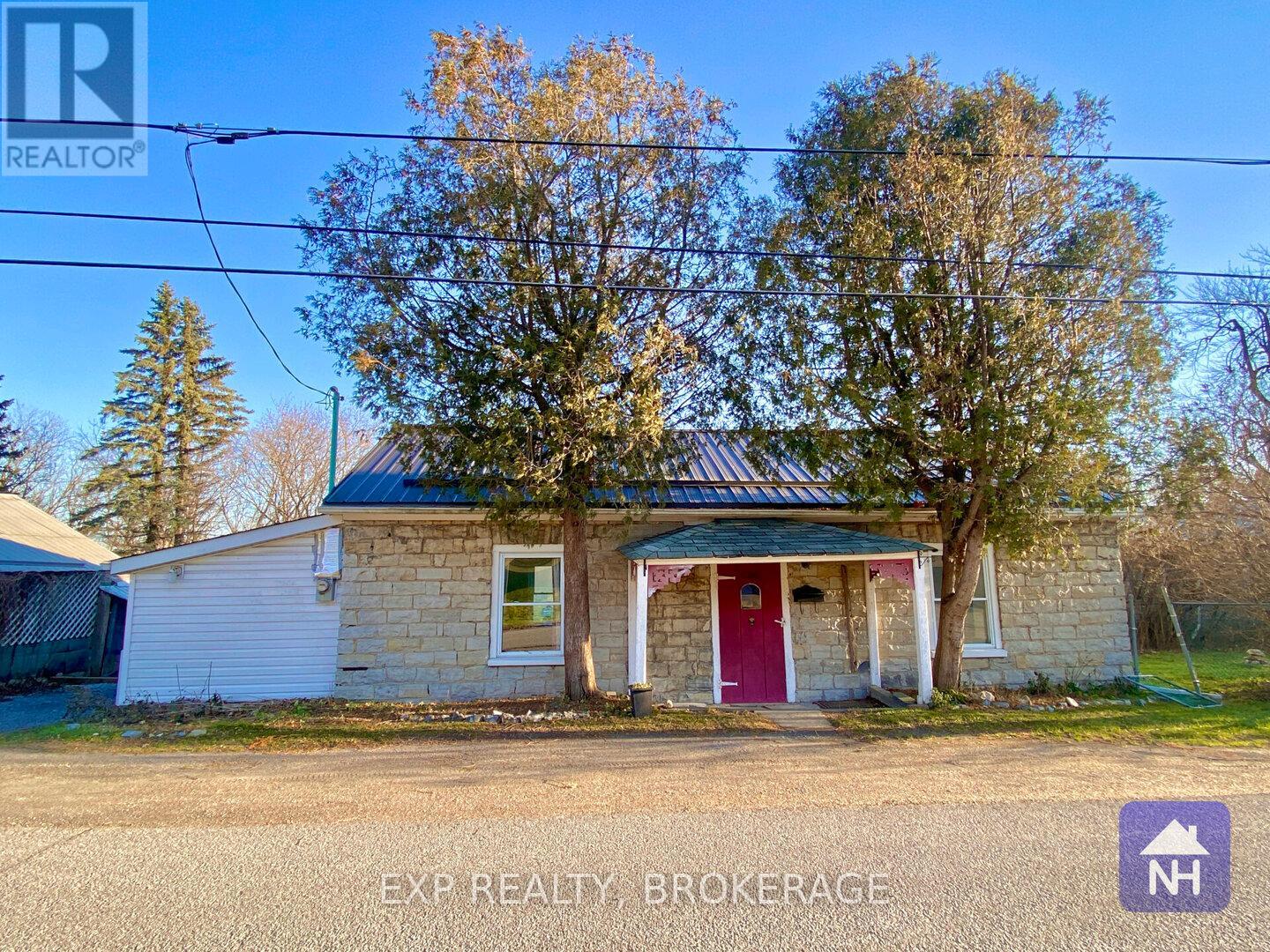 Photo 18 of 912 Purdy Mills Road, Kingston ON