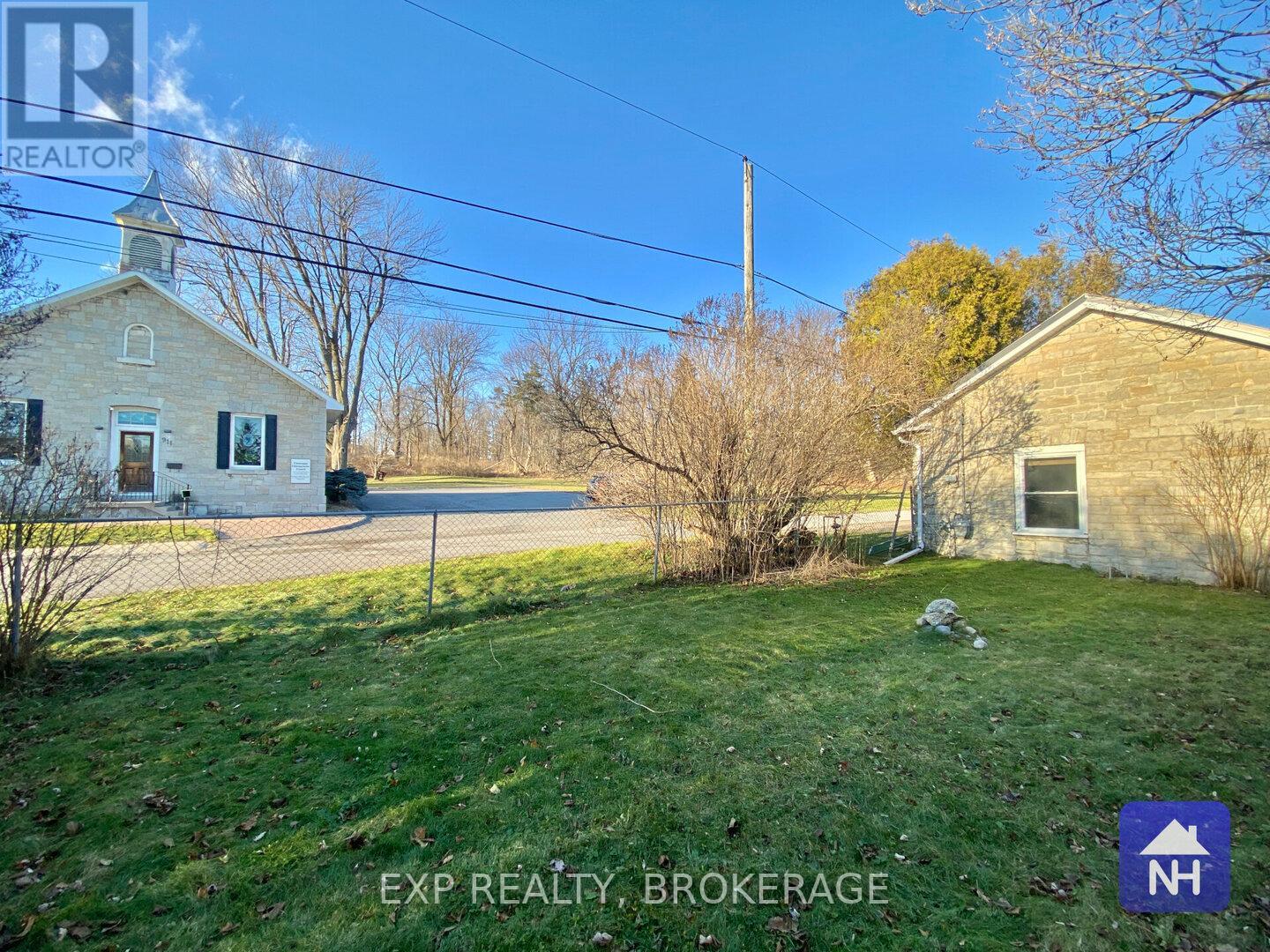 Photo 7 of 912 Purdy Mills Road, Kingston ON