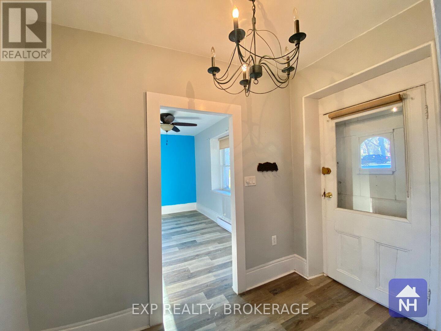 Photo 21 of 912 Purdy Mills Road, Kingston ON