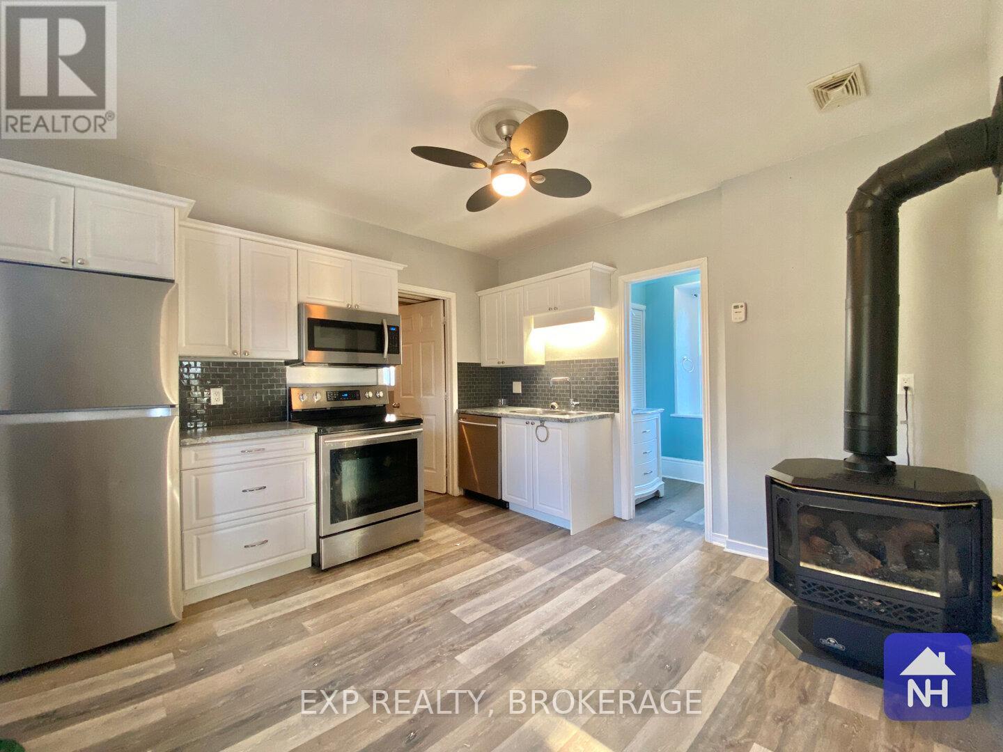 Photo 11 of 912 Purdy Mills Road, Kingston ON