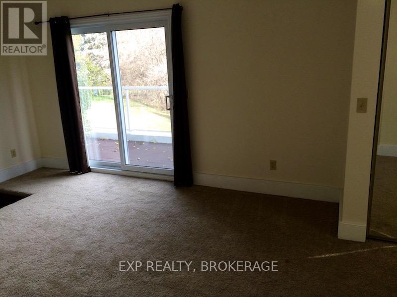 Photo 16 of 912 Purdy Mills Road, Kingston ON