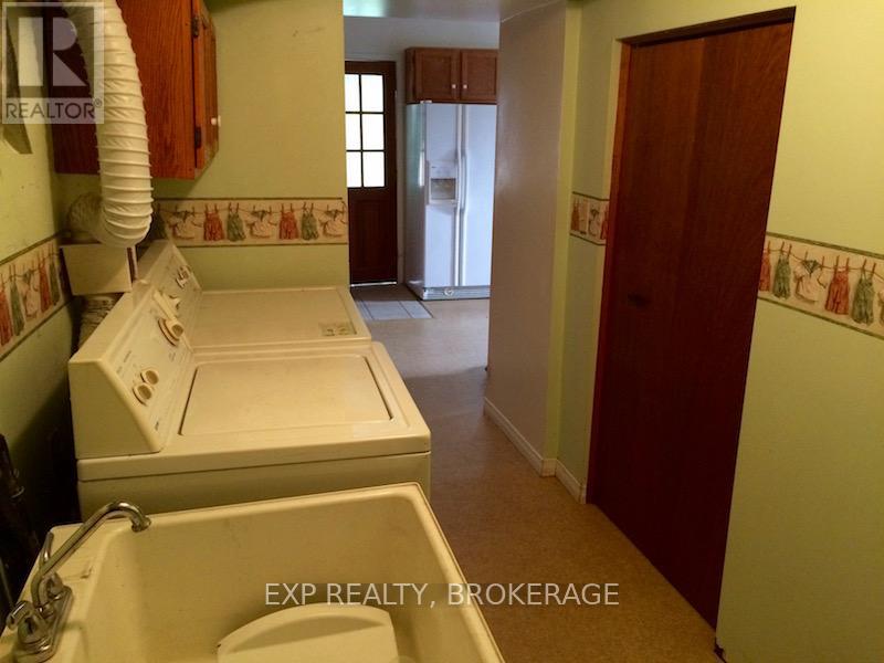 Photo 8 of 912 Purdy Mills Road, Kingston ON