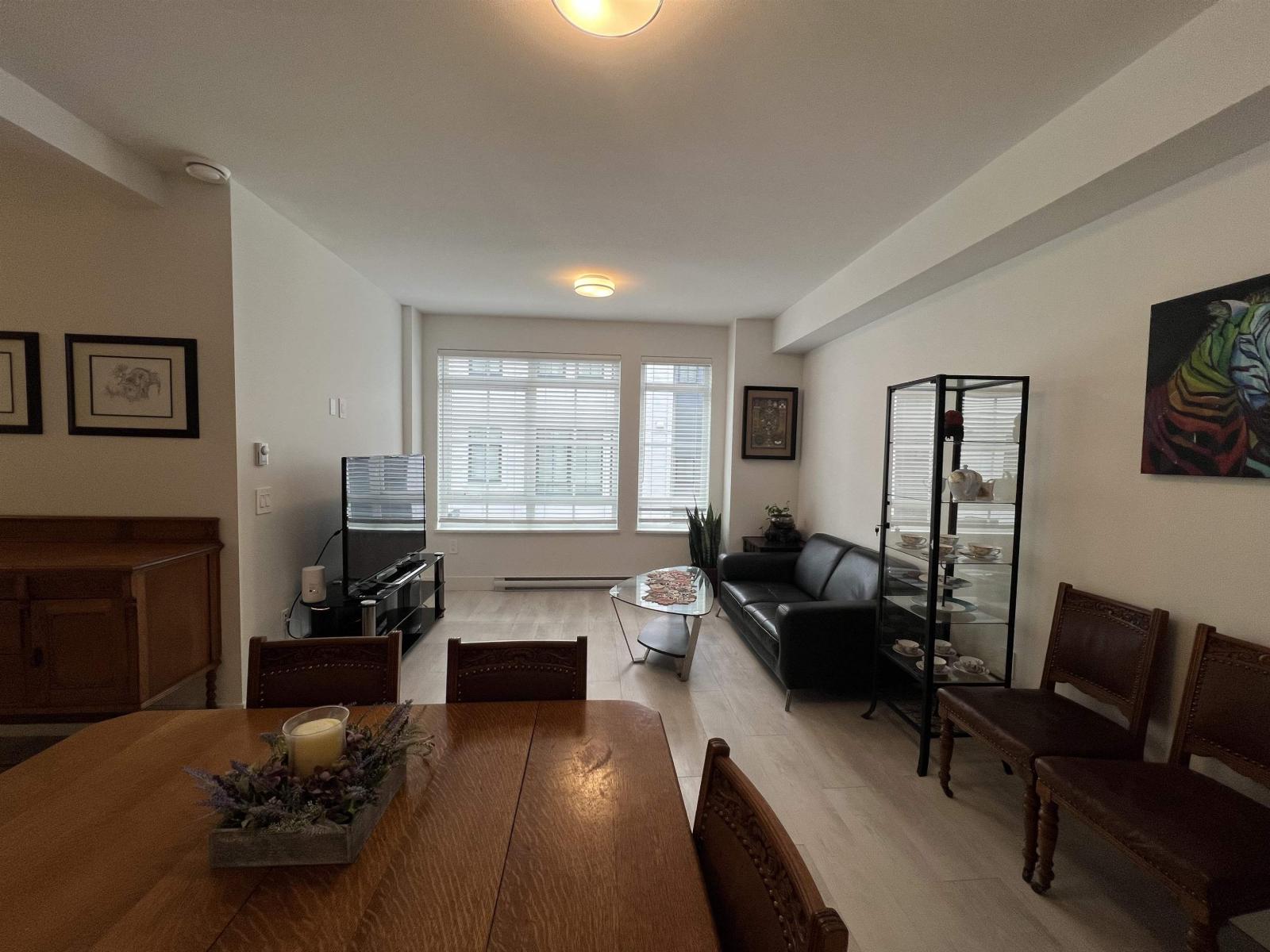 Photo 1 of 59 2075 Oak Meadows Drive, Surrey BC