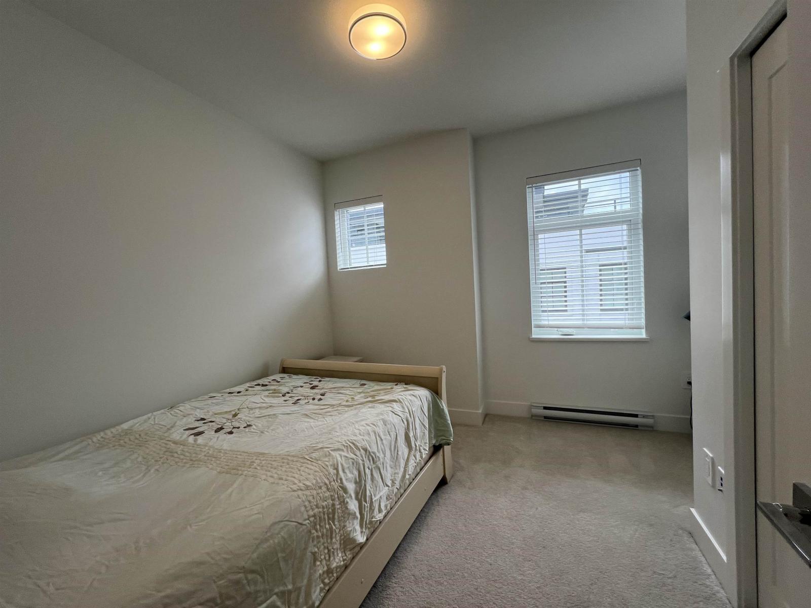 Photo 9 of 59 2075 Oak Meadows Drive, Surrey BC