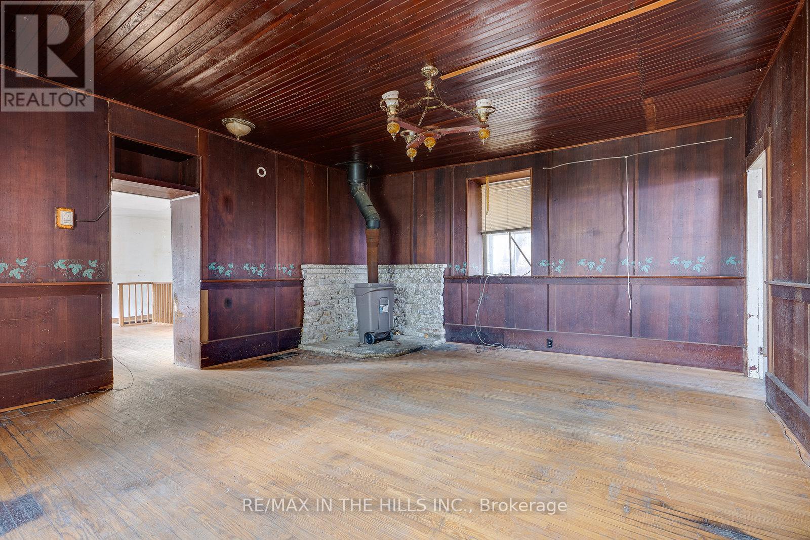 Photo 3 of 17632 Hurontario Street, Caledon ON
