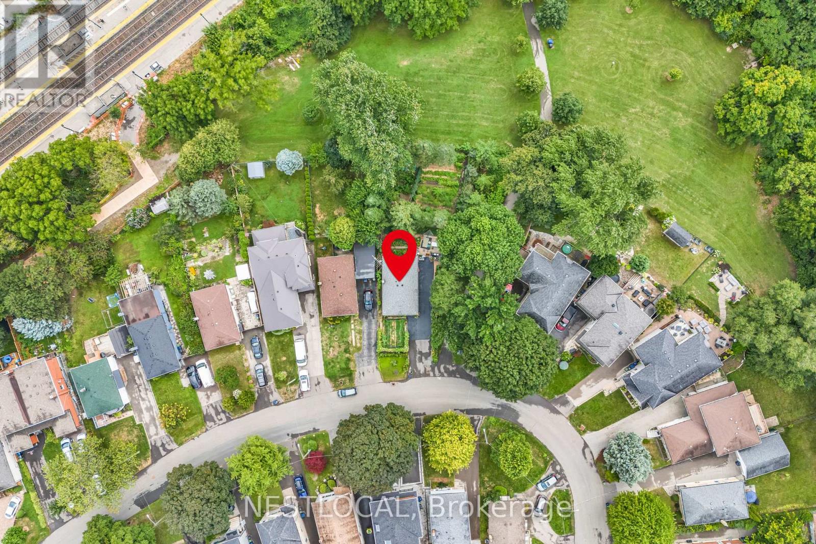 Photo 21 of 37 Enfield Avenue, Toronto ON