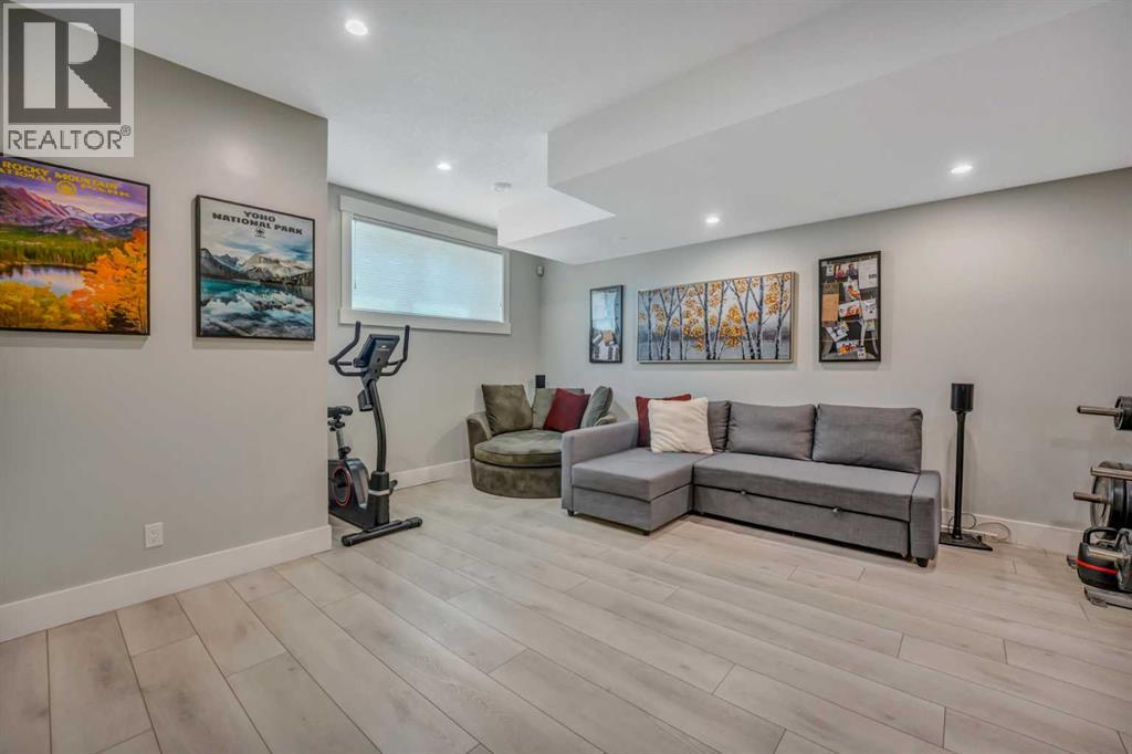 Photo 19 of 420 14 Avenue Ne, Calgary AB