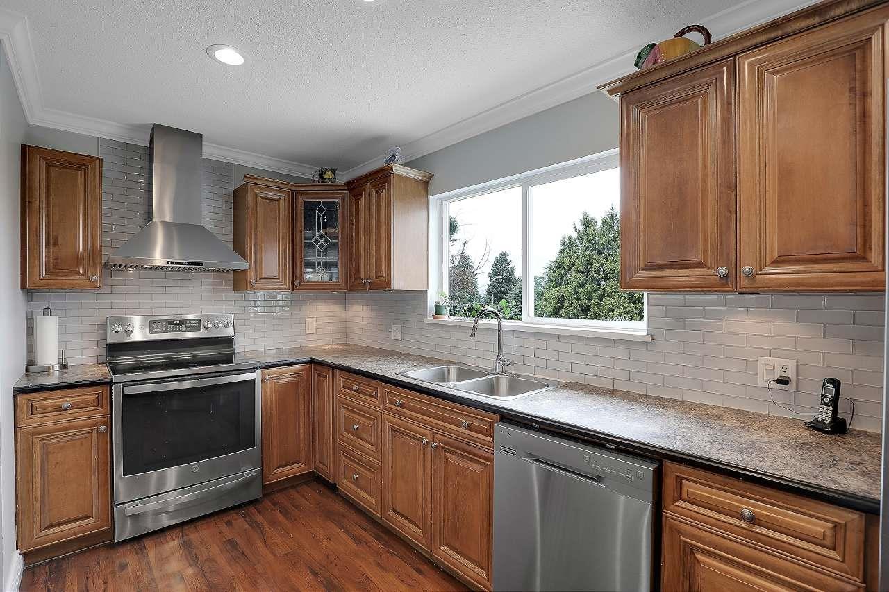 Photo 7 of 13361 112 A Avenue, Surrey BC