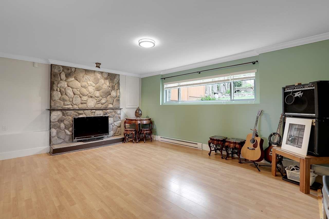 Photo 14 of 13361 112 A Avenue, Surrey BC