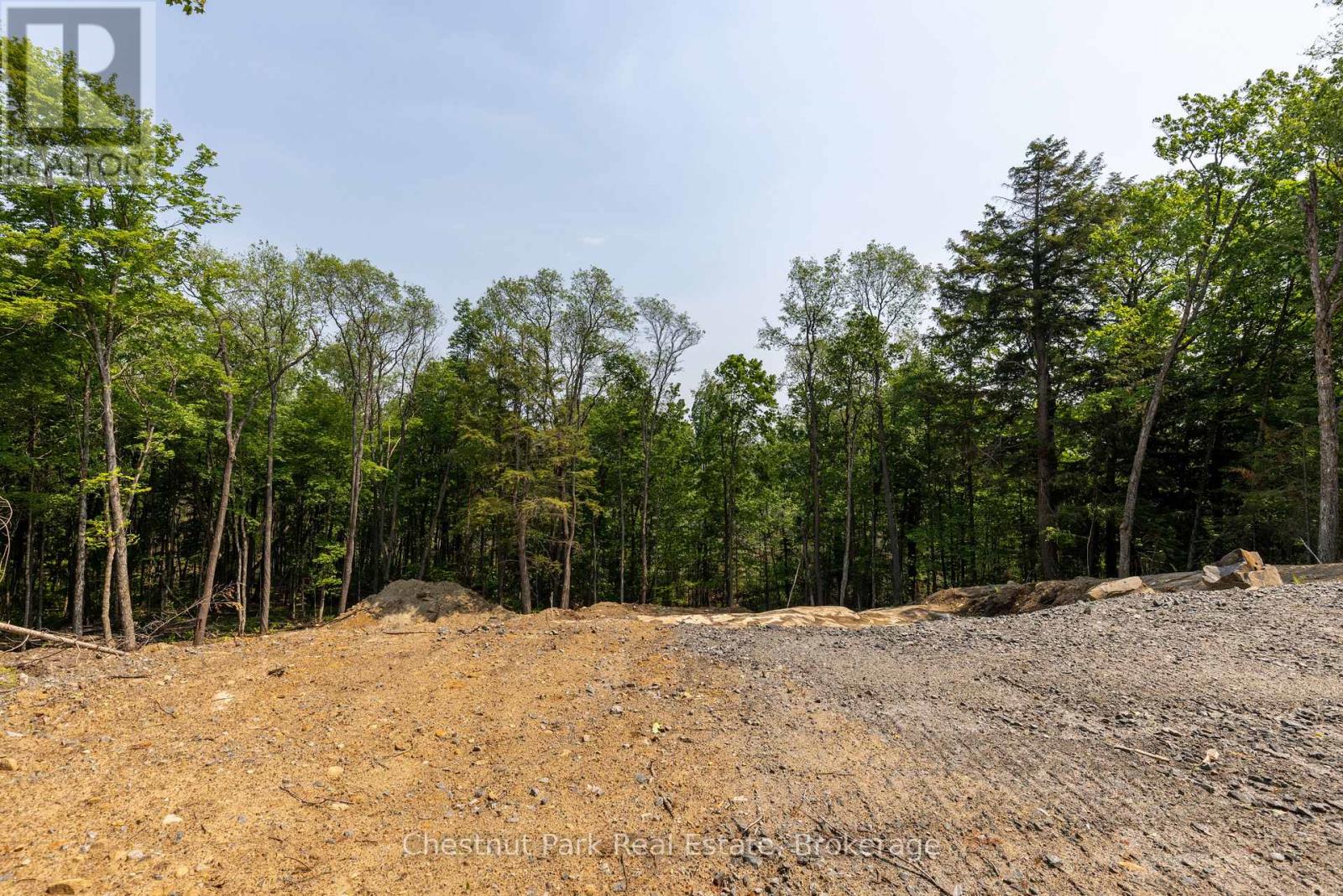 Photo 8 of 2212 Aspdin Road, Huntsville ON
