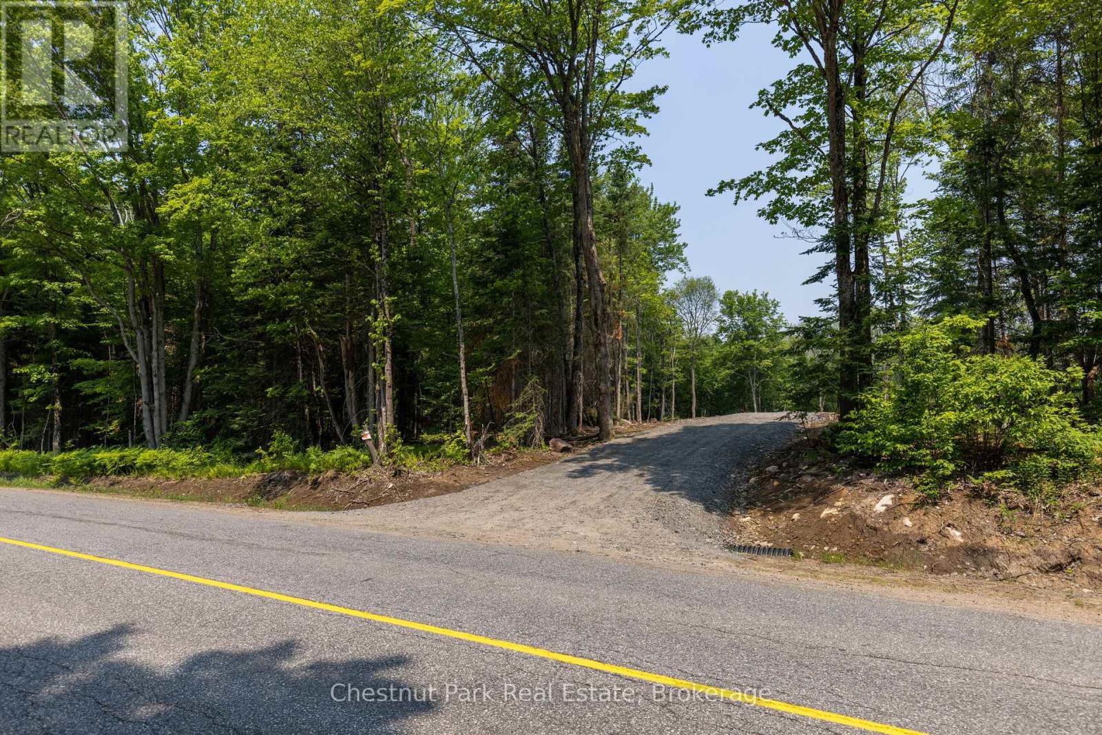 Photo 9 of 2212 Aspdin Road, Huntsville ON
