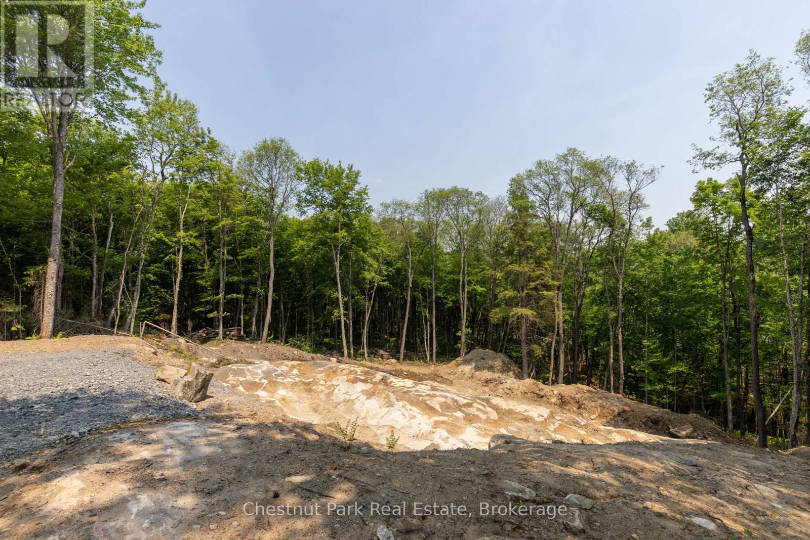 Photo 23 of 2212 Aspdin Road, Huntsville ON