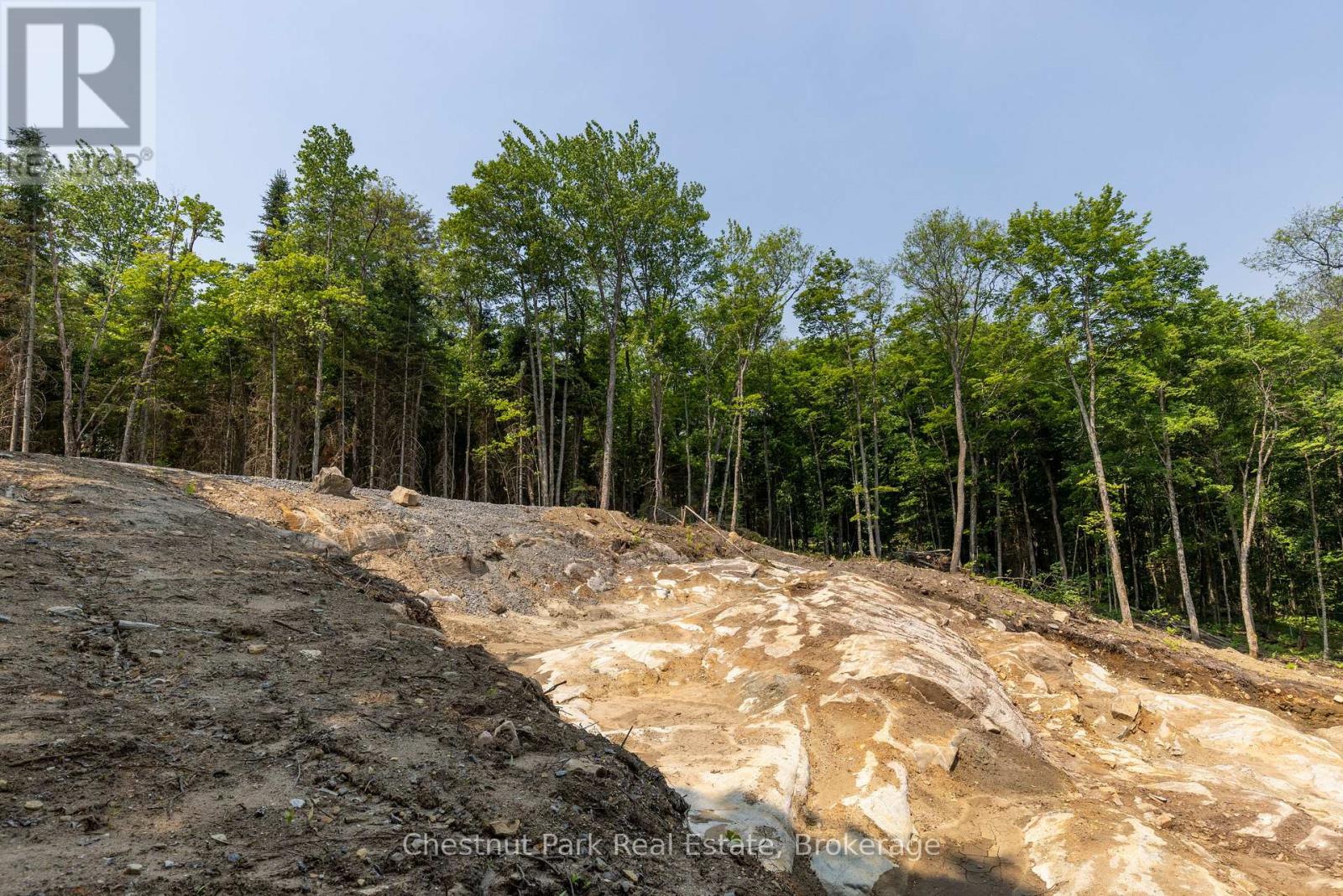 Photo 1 of 2212 Aspdin Road, Huntsville ON