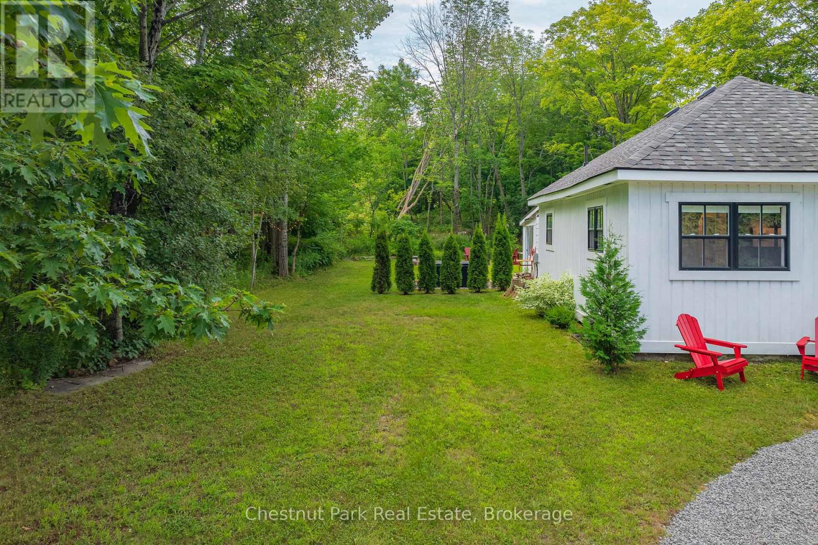 Photo 40 of 1011 United Church Road, Muskoka Lakes ON