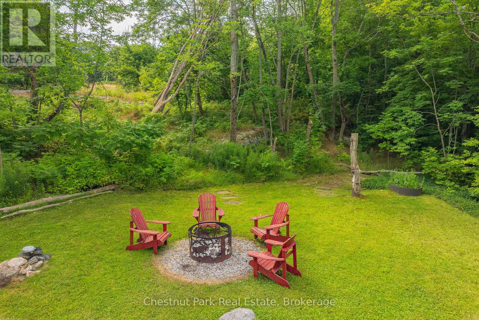 Photo 3 of 1011 United Church Road, Muskoka Lakes ON