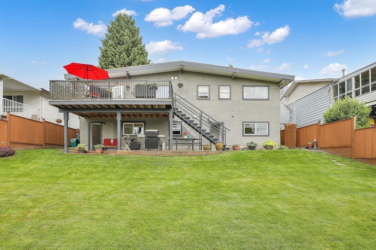 Photo 4 of 13361 112 A Avenue, Surrey BC