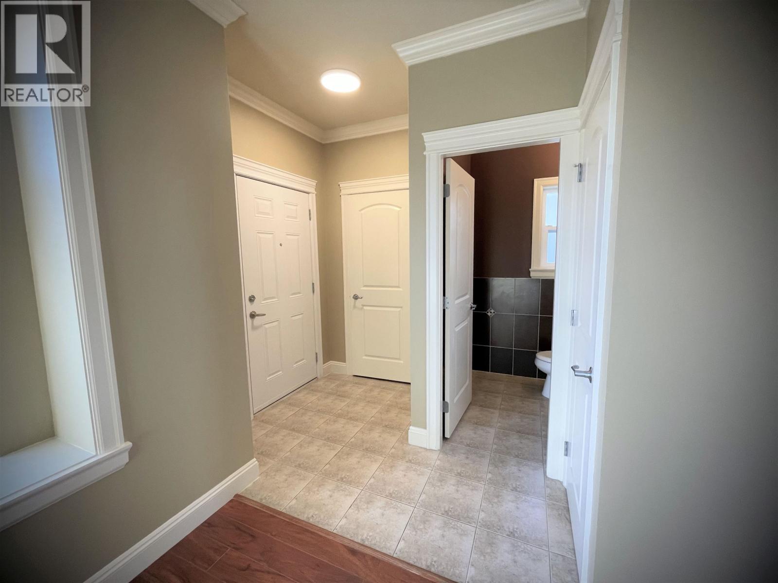 Photo 20 of 208 Hume Street, New Westminster BC