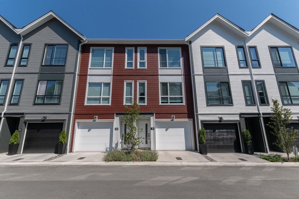 Photo 10 of 31 2886 Montrose Avenue, Abbotsford BC