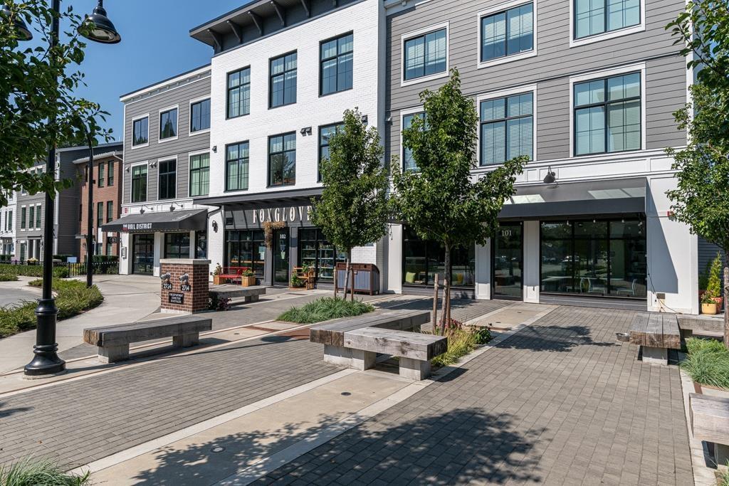 Photo 6 of 31 2886 Montrose Avenue, Abbotsford BC