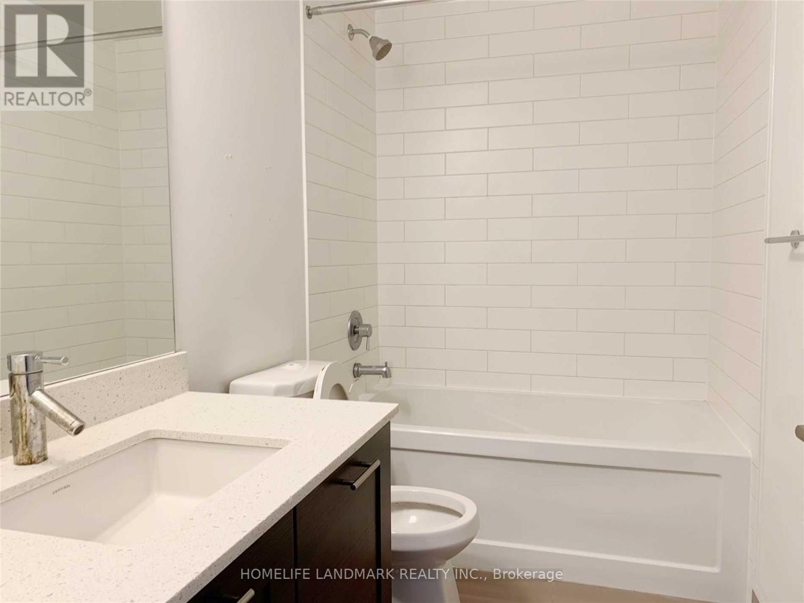 Photo 15 of 910 2212 Lakeshore Boulevard W, Toronto ON
