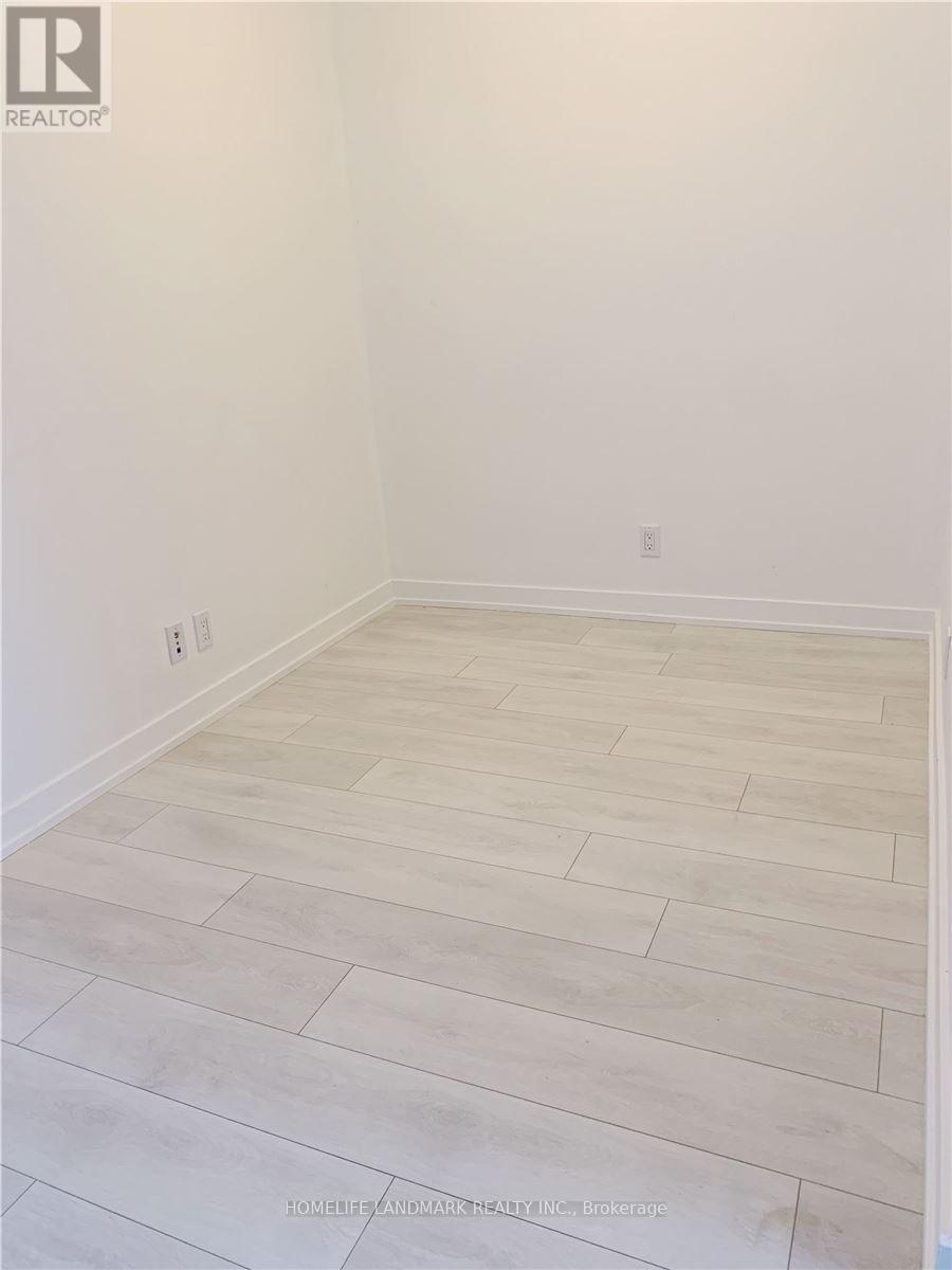 Photo 18 of 910 2212 Lakeshore Boulevard W, Toronto ON