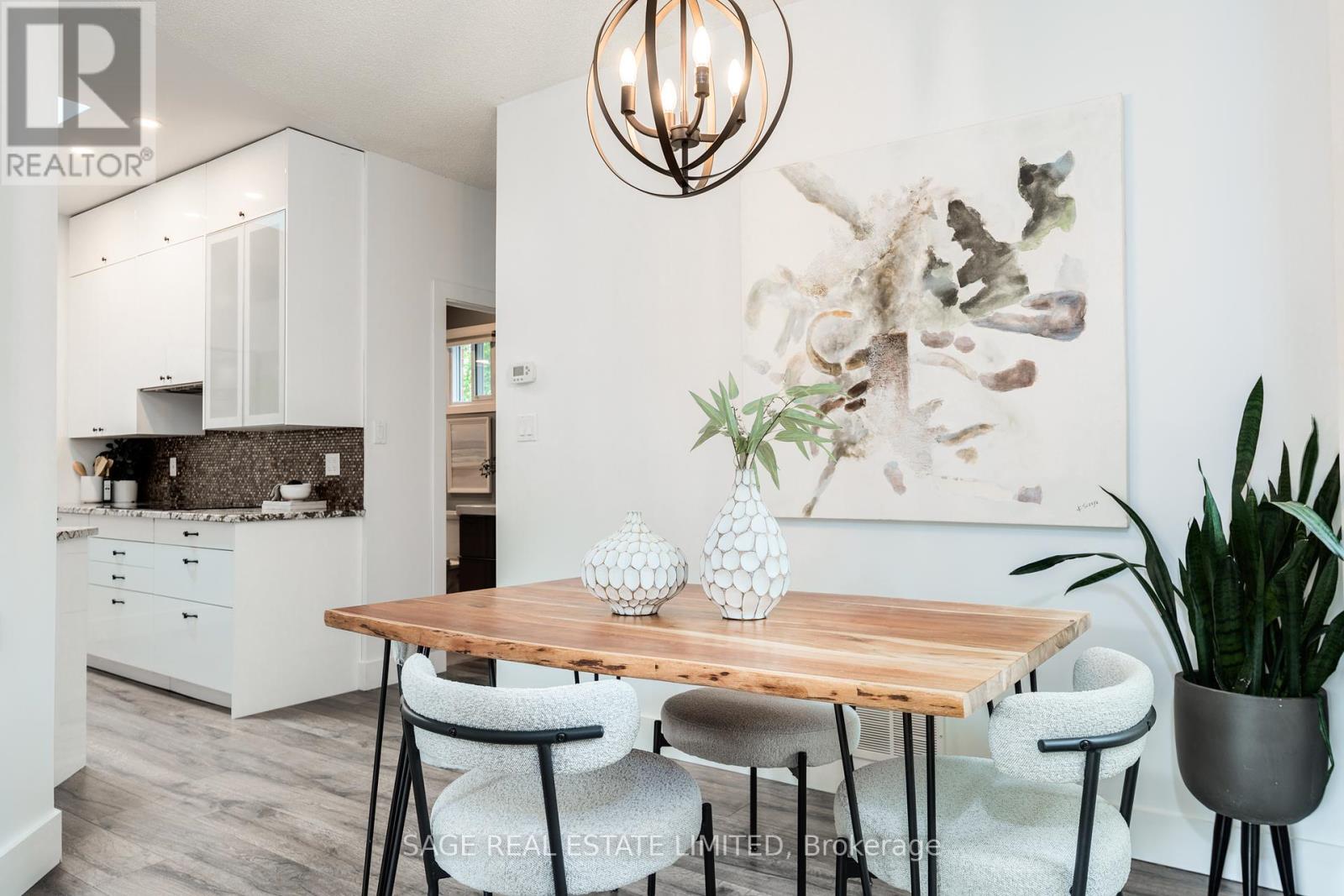 Photo 18 of 12 935 King Road, Burlington ON