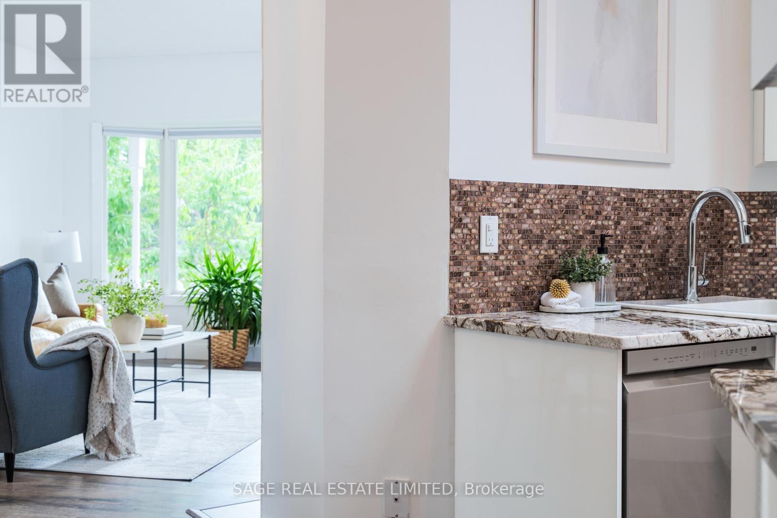Photo 19 of 12 935 King Road, Burlington ON