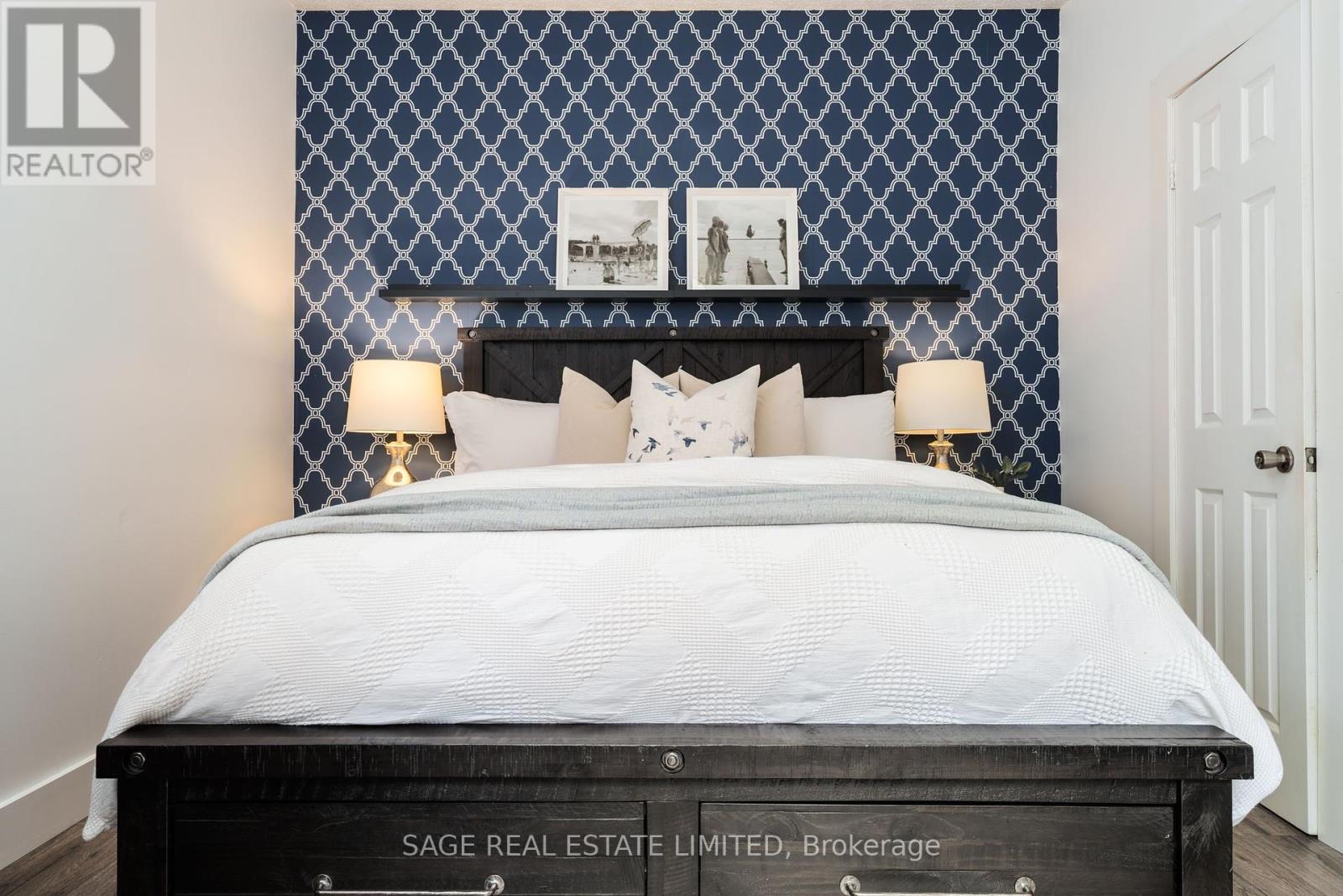 Photo 27 of 12 935 King Road, Burlington ON
