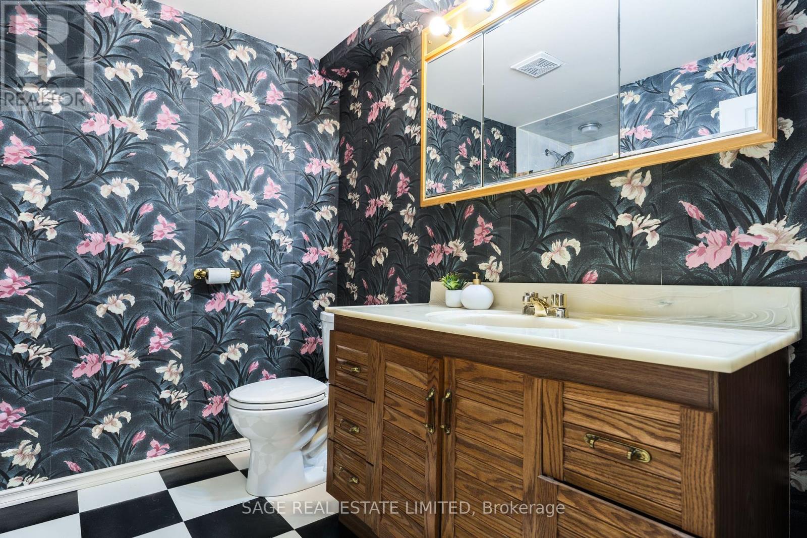 Photo 38 of 12 935 King Road, Burlington ON