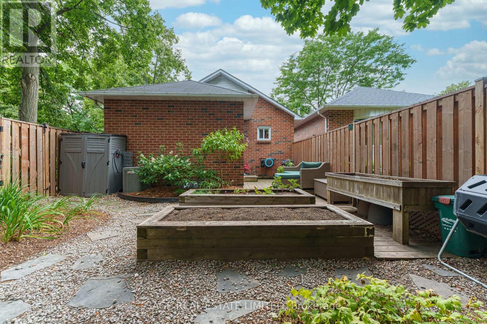 Photo 44 of 12 935 King Road, Burlington ON