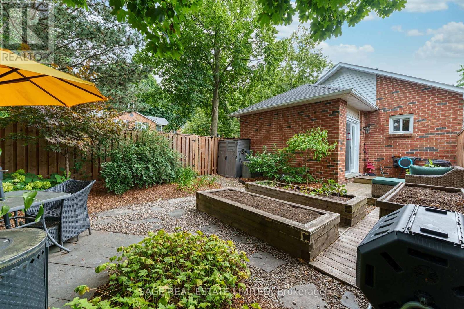 Photo 45 of 12 935 King Road, Burlington ON