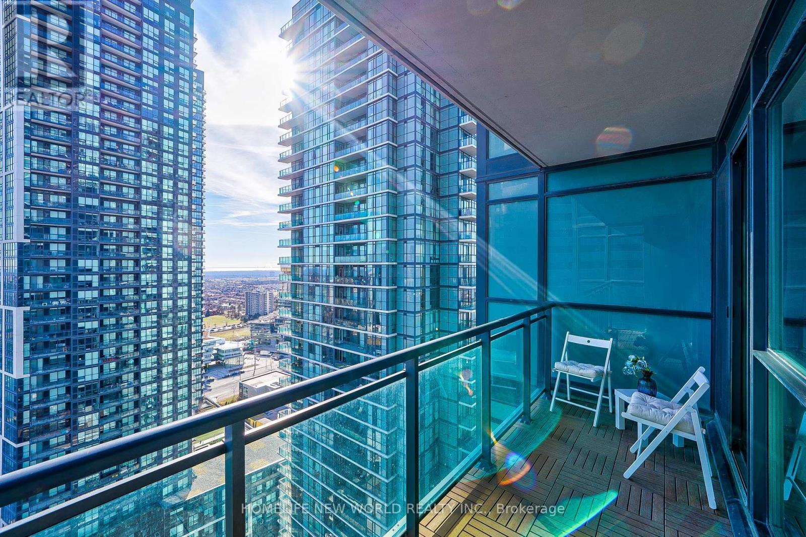 Photo 8 of 2402 4070 Confederation Parkway, Mississauga ON