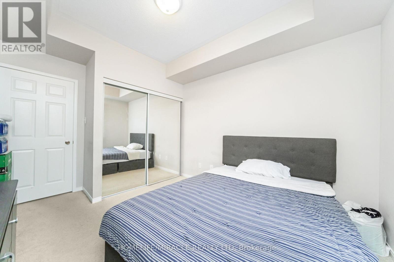Photo 19 of 85 60 Fairwood Circle, Brampton ON