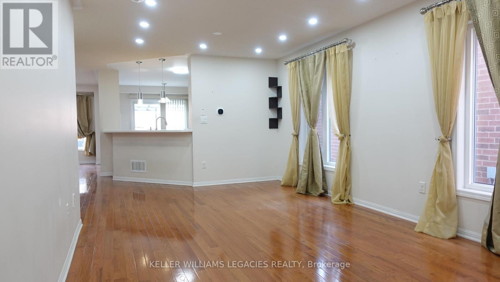 Photo 9 of Main 55 Bleasdale Avenue, Brampton ON