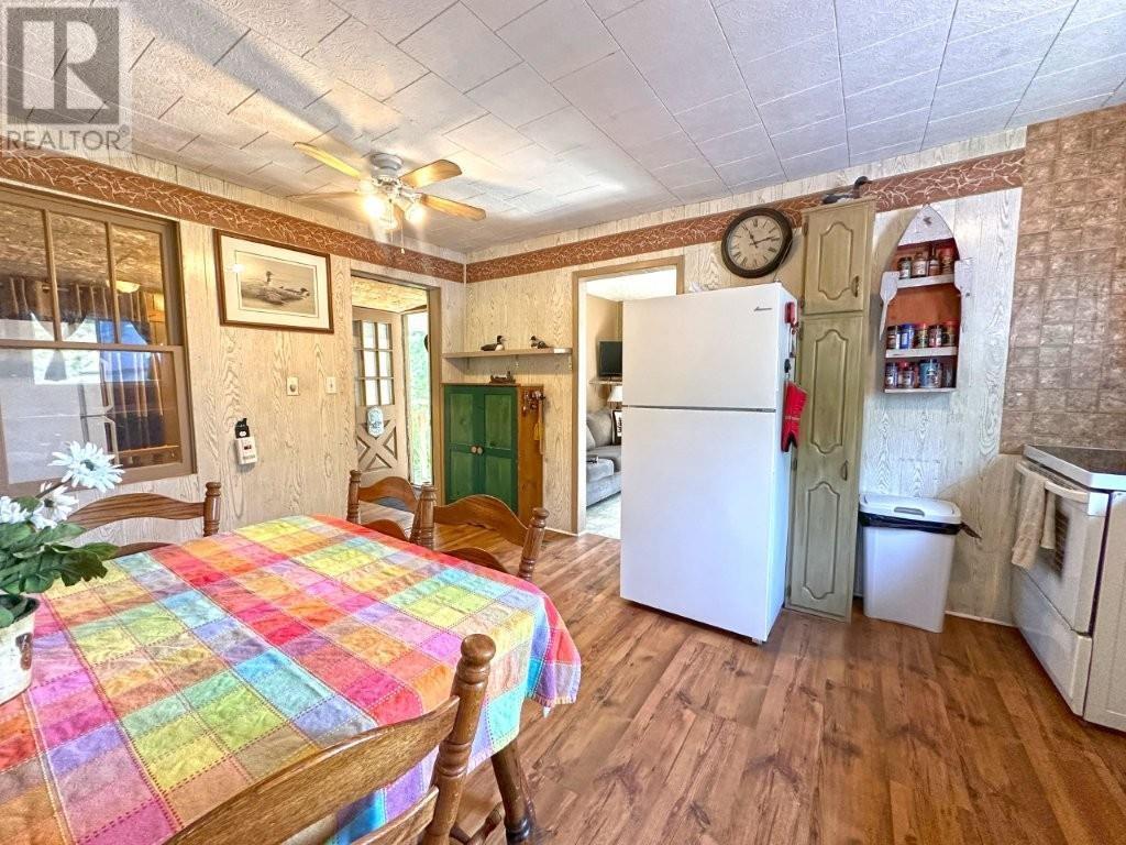 Photo 39 of 146 Dot Street, Beardmore ON