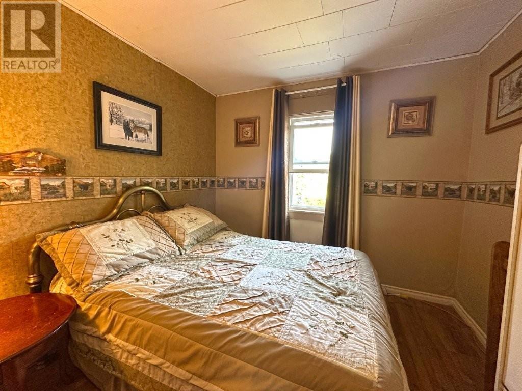 Photo 8 of 146 Dot Street, Beardmore ON