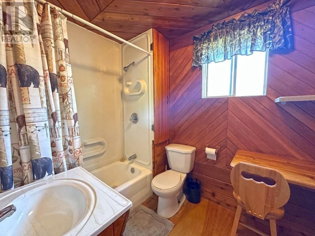 Photo 38 of 146 Dot Street, Beardmore ON