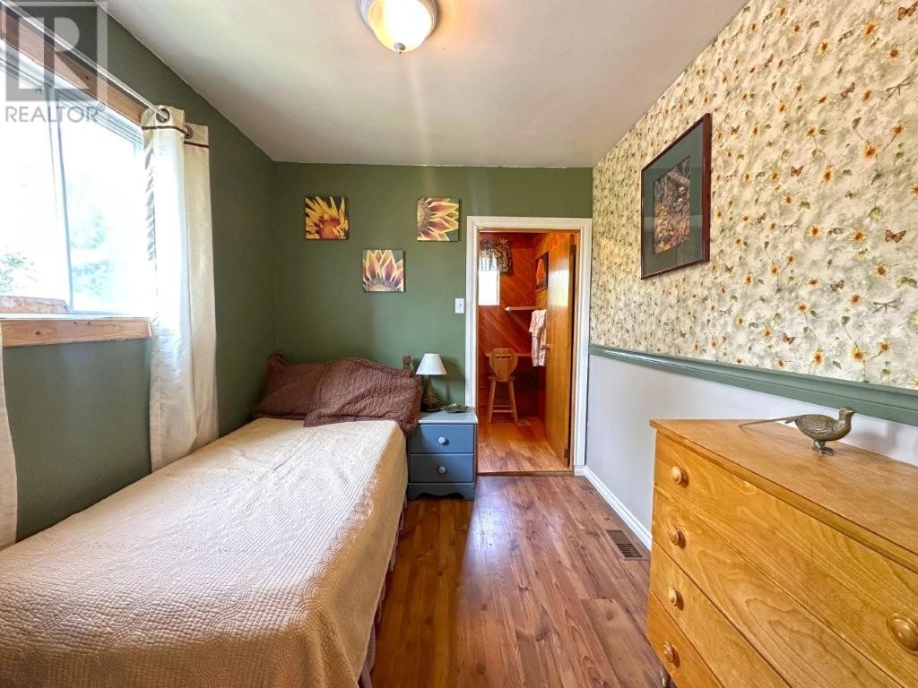 Photo 23 of 146 Dot Street, Beardmore ON