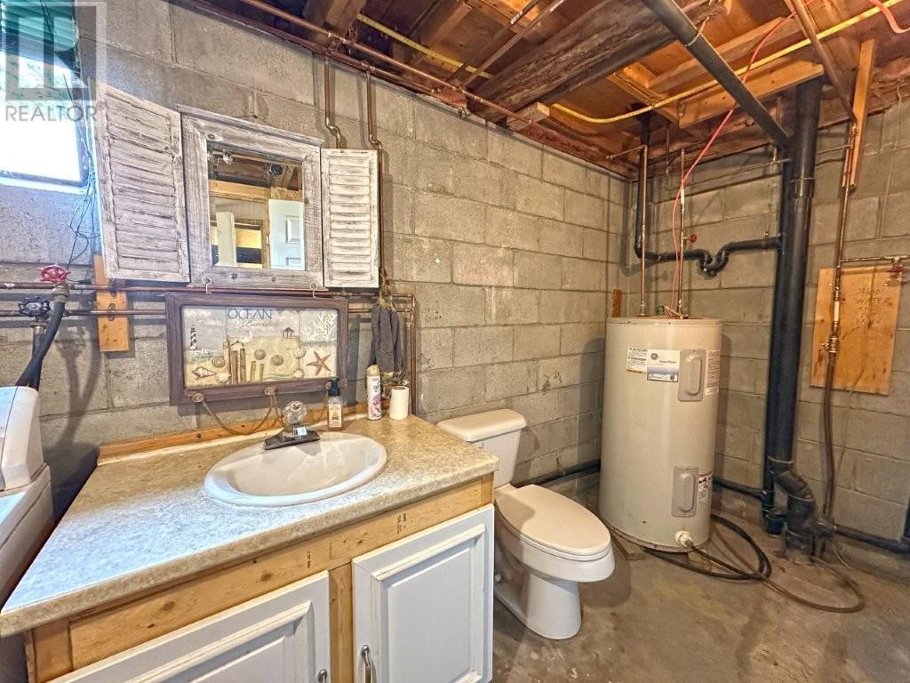 Photo 11 of 146 Dot Street, Beardmore ON