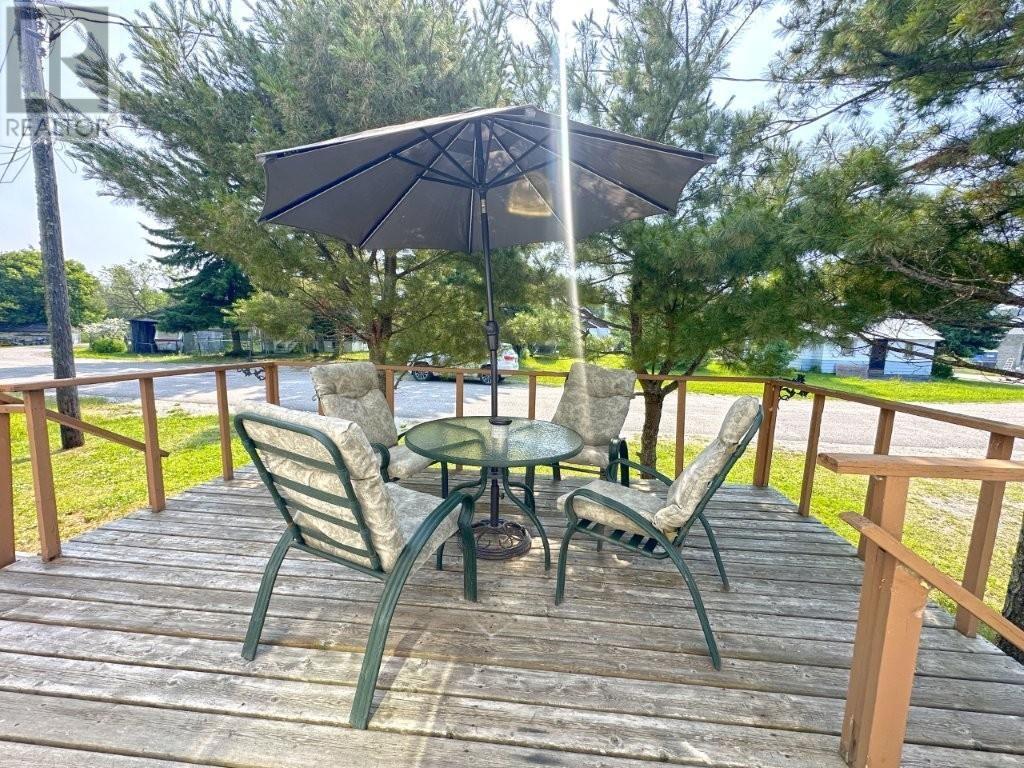 Photo 40 of 146 Dot Street, Beardmore ON